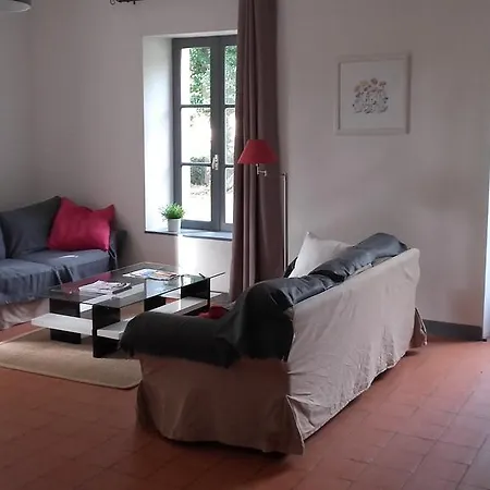 Prázdninový dům Du Chateau De La Rode